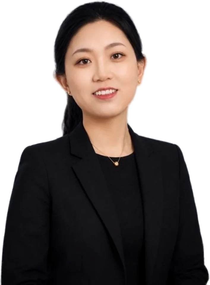 Zhichun (Icy) Yang, law clerk